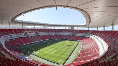 国足迎战巴林，公布23人参赛名单，央视体育微博同步发布